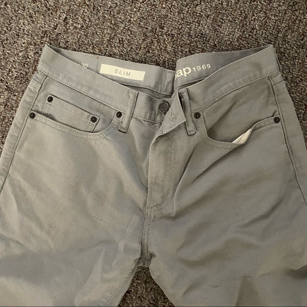 GAP jeans. Gray. 31 x 30. New w/o tags.